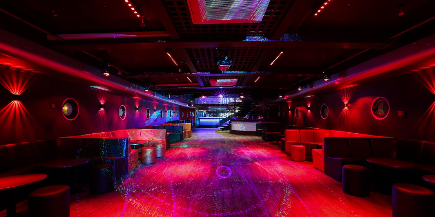 Location péniche Paris – Le Nix Nox