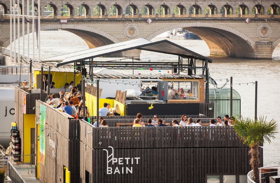 Location péniche Paris – Le Petit Bain