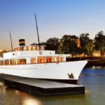 Le Clipper Paris - yacht vue extérieure Port de Grenelle Seine