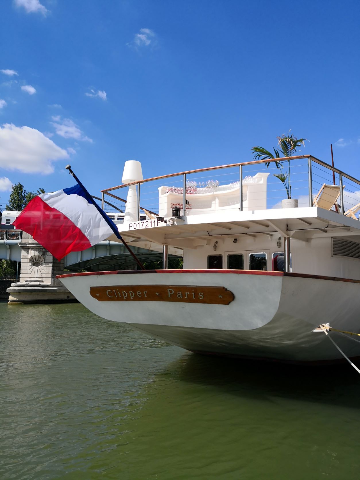 Privatisation péniche Paris – Le Clipper