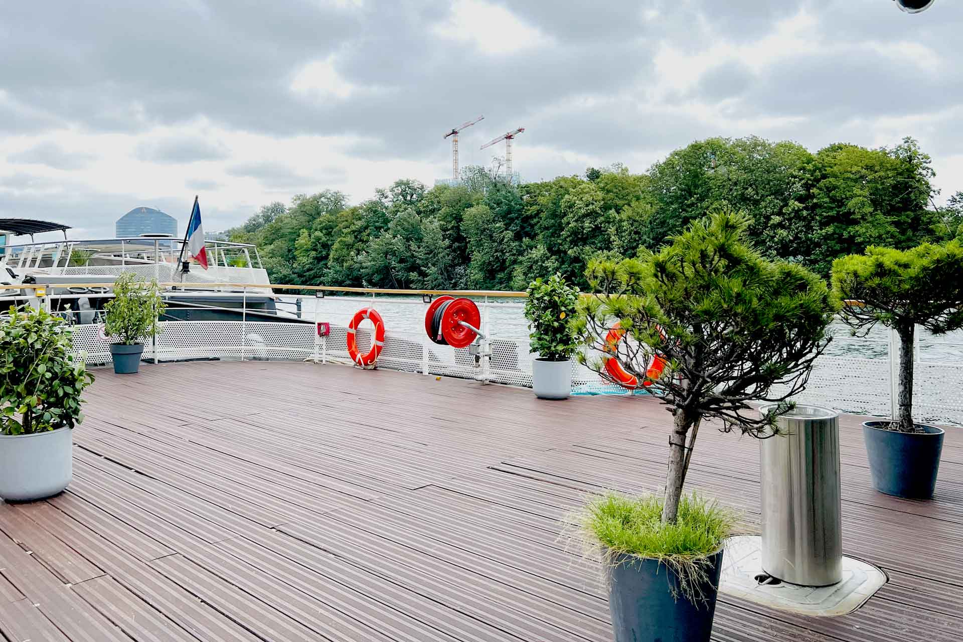 Location péniche Paris – Le Bel Ami
