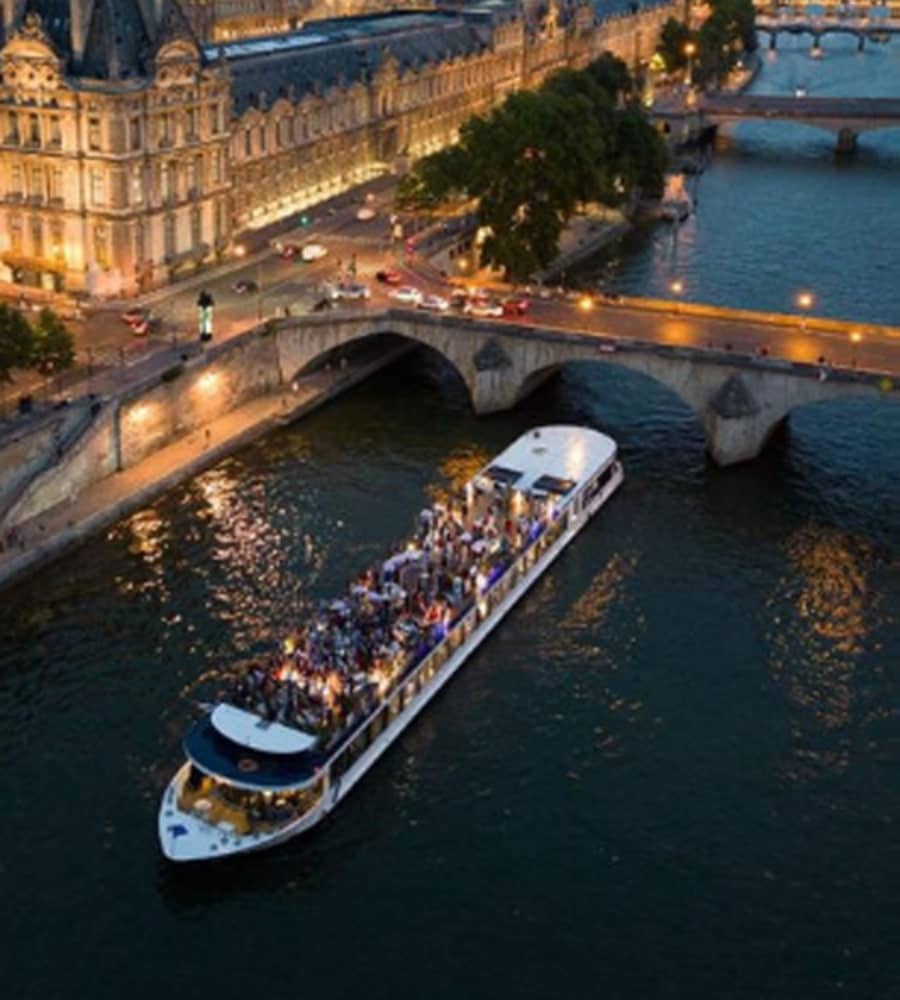 Location péniche Paris – Le Diamant Bleu