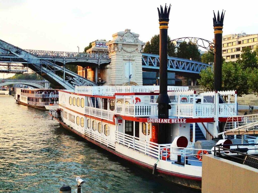 La soirée d'entreprise sur Louisiane Belle — privatisation péniche Paris