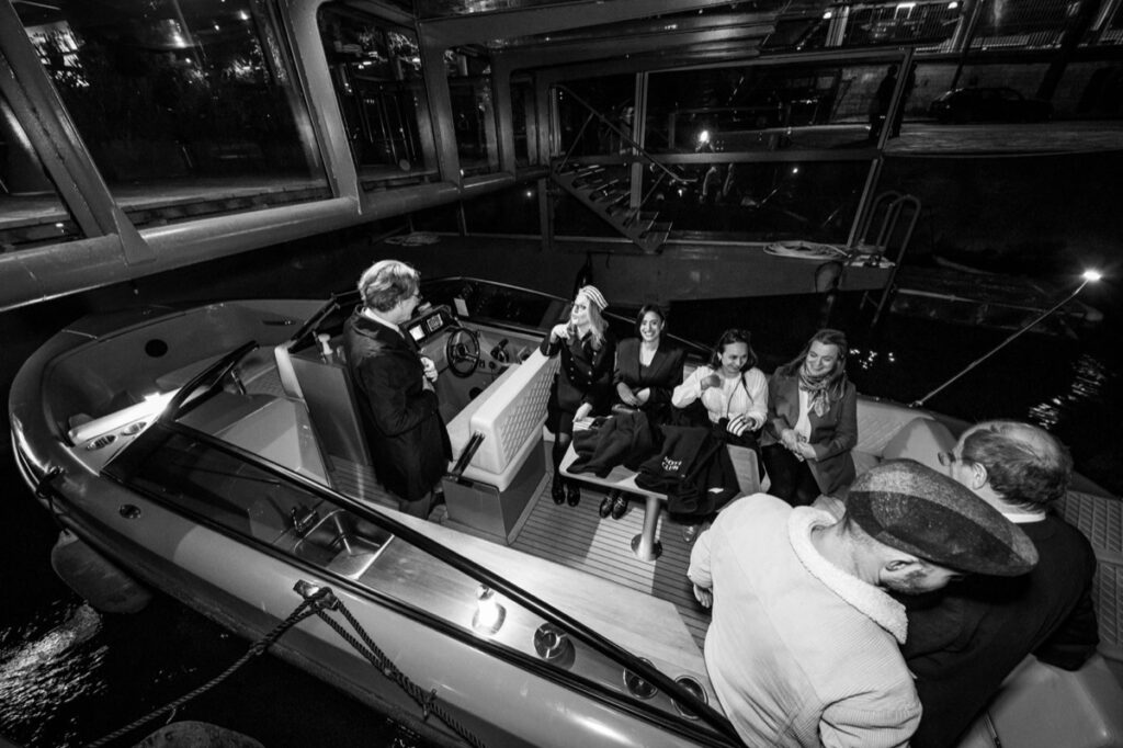 La croisière privée Socfim sur Le Noti Club — privatisation péniche Paris